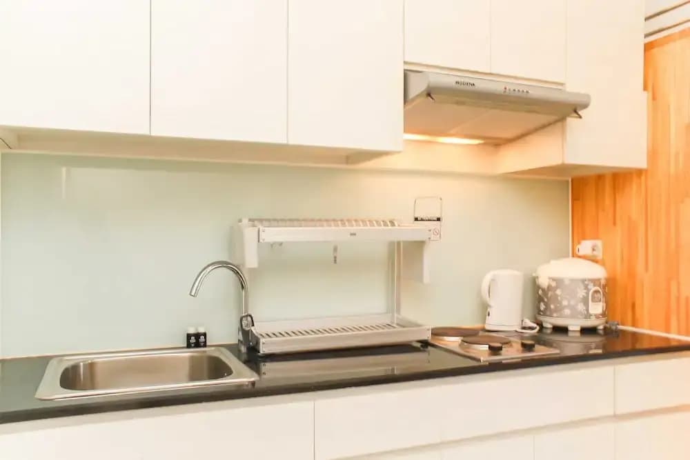 Elegant and Comfortable 2BR Apartment at Maqna Residence - photo 14