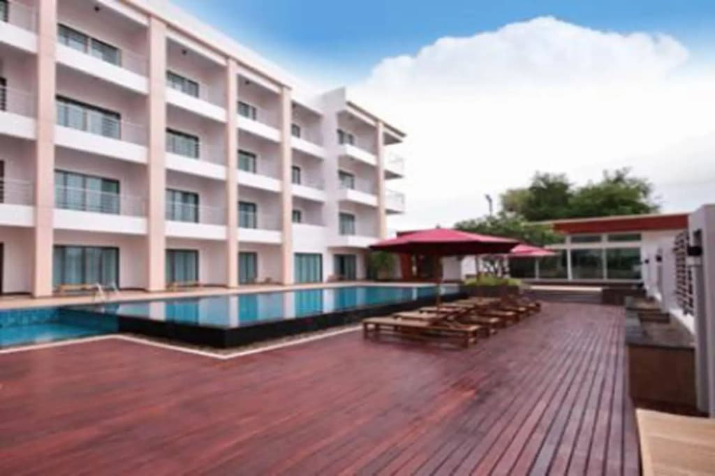 Paragon Suites Resort - photo 11