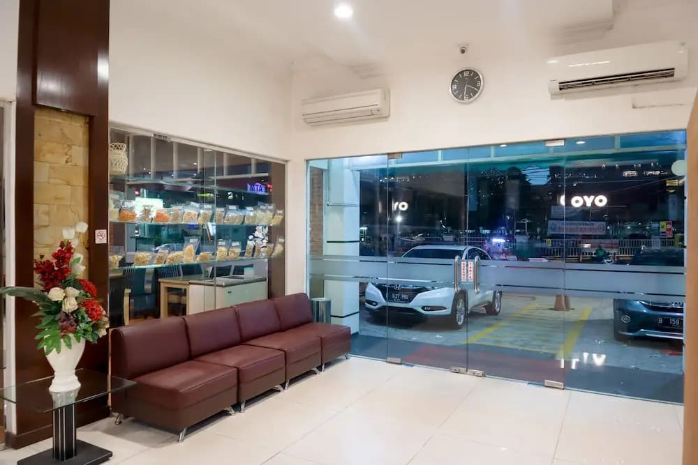 Puri Inn by OYO Rooms - photo 12