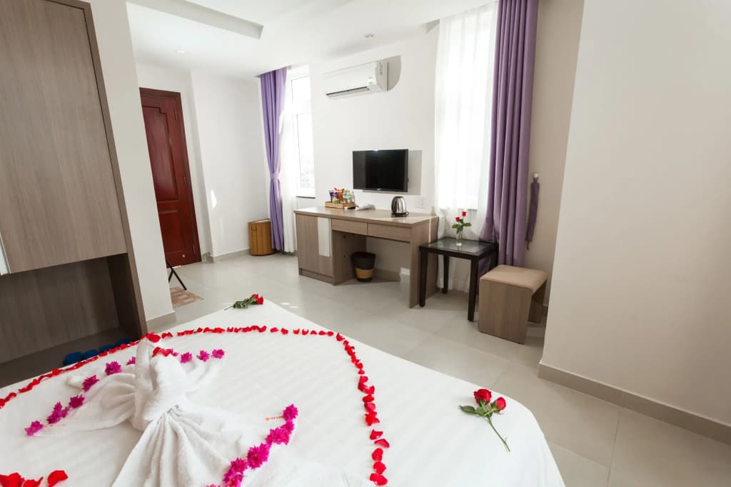 Blue Sky Phu Quoc Hotel - photo 7