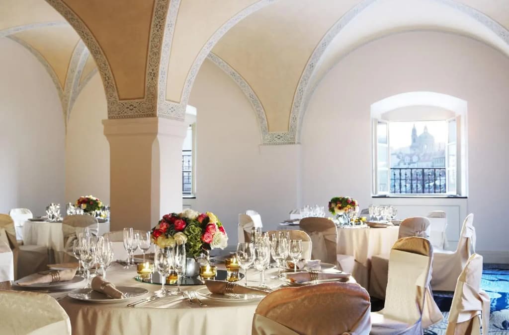 Four Seasons Prague Hotel  - photo 21