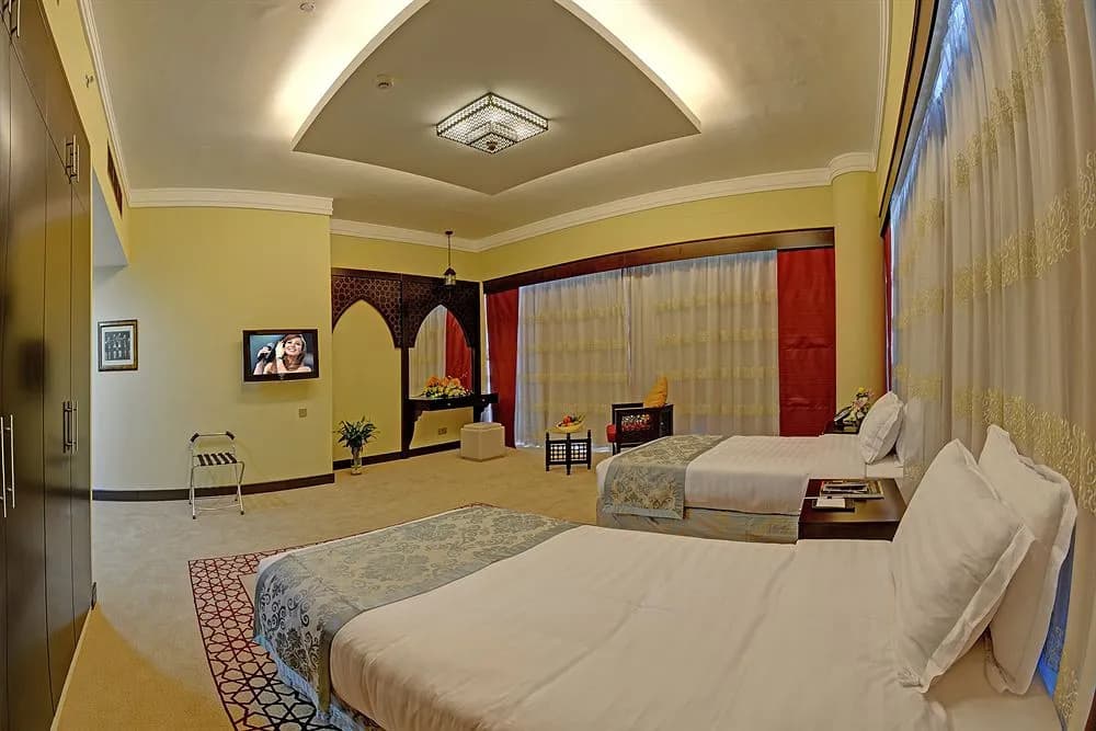 Boutique 7 Hotel & Suites - photo 7