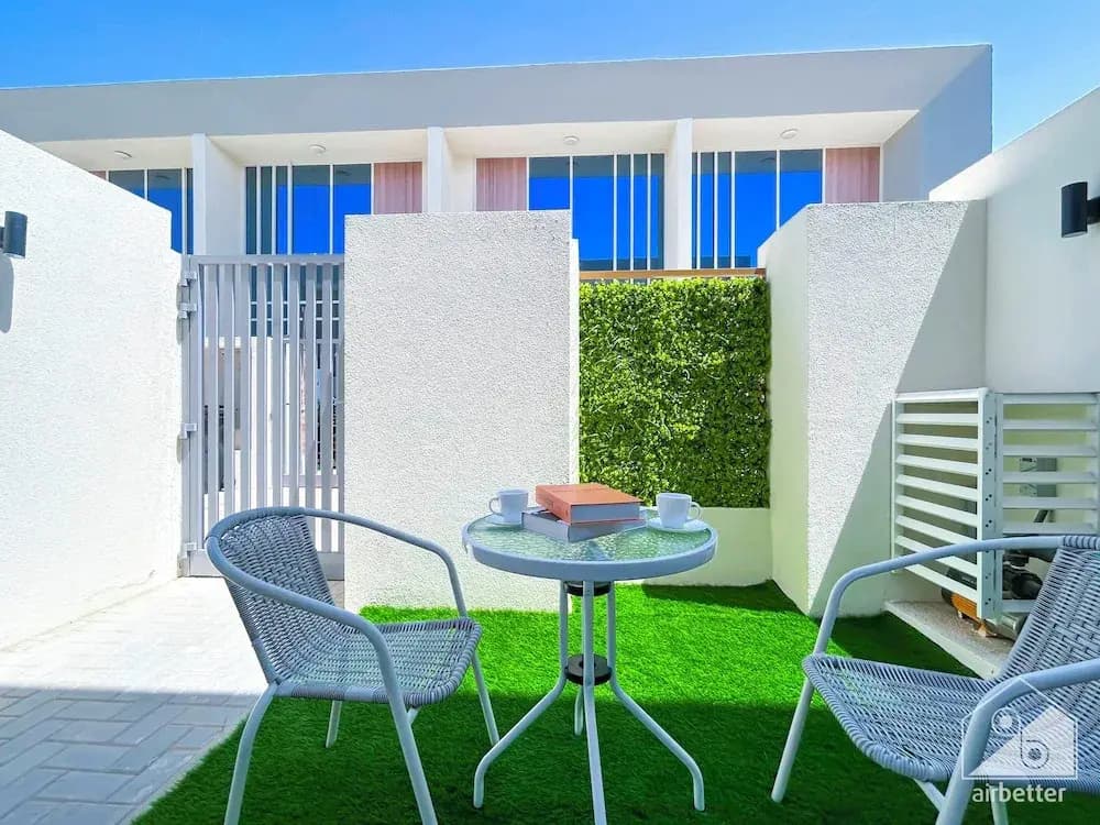 Luxury 1-br Villa in Rukan: Dubai Skyline Views! - photo 32