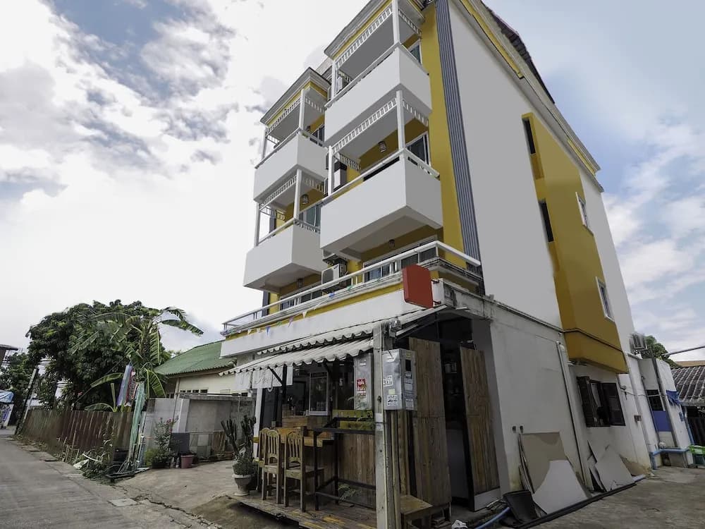 OYO 983 The Private Hotel - photo 1