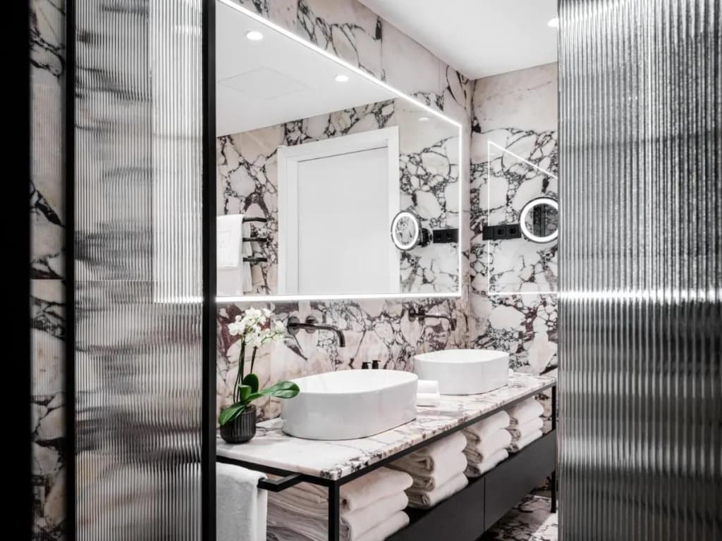 The Best Hotel in Brussels (TEST HOTEL) - photo 25