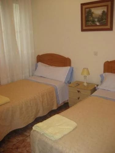 Conchita II Hostal - photo 5