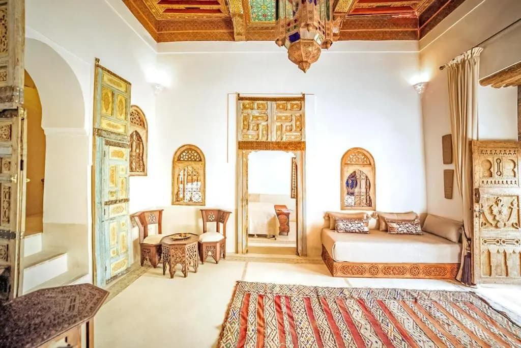 Marrakesh Villa Sleeps 14 with Pool - photo 11