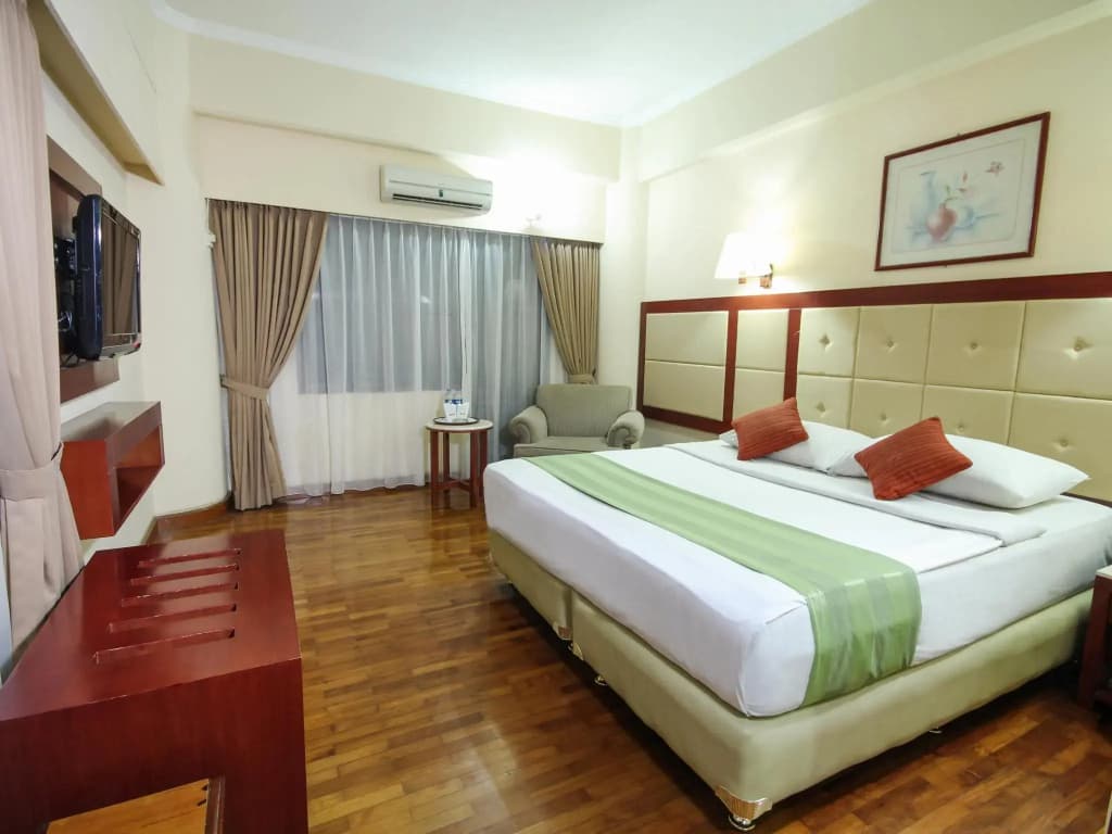 Grand Menteng Hotel - photo 3