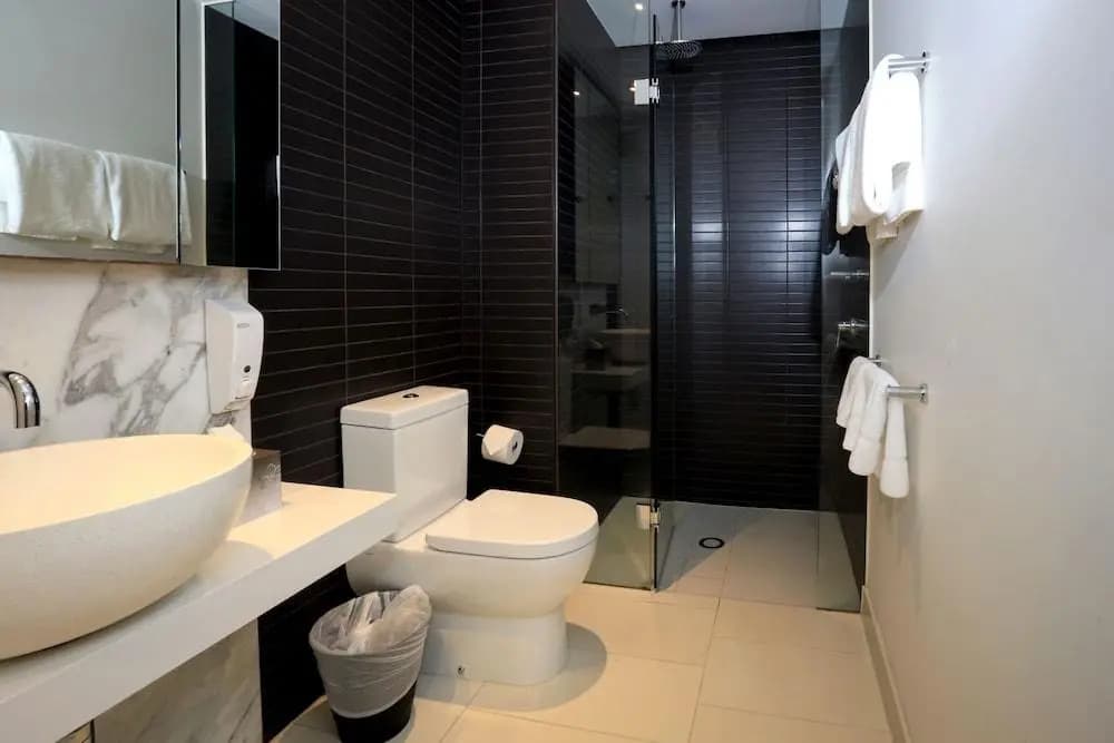 Flinders Street Apartments - photo 11