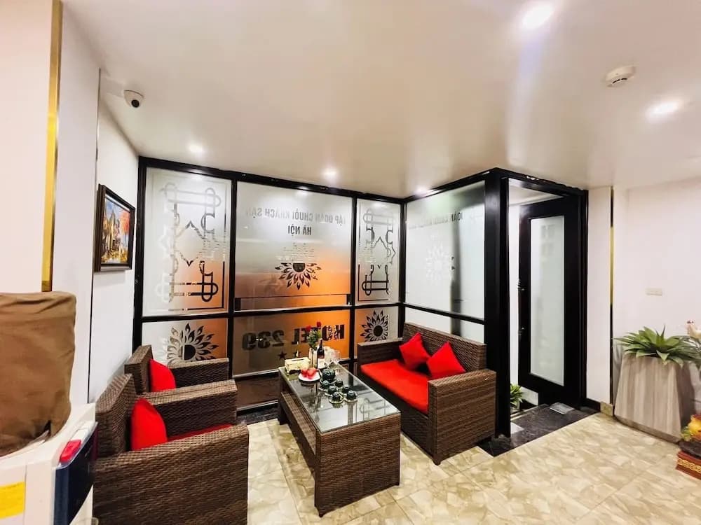 239 Hotel - photo 2