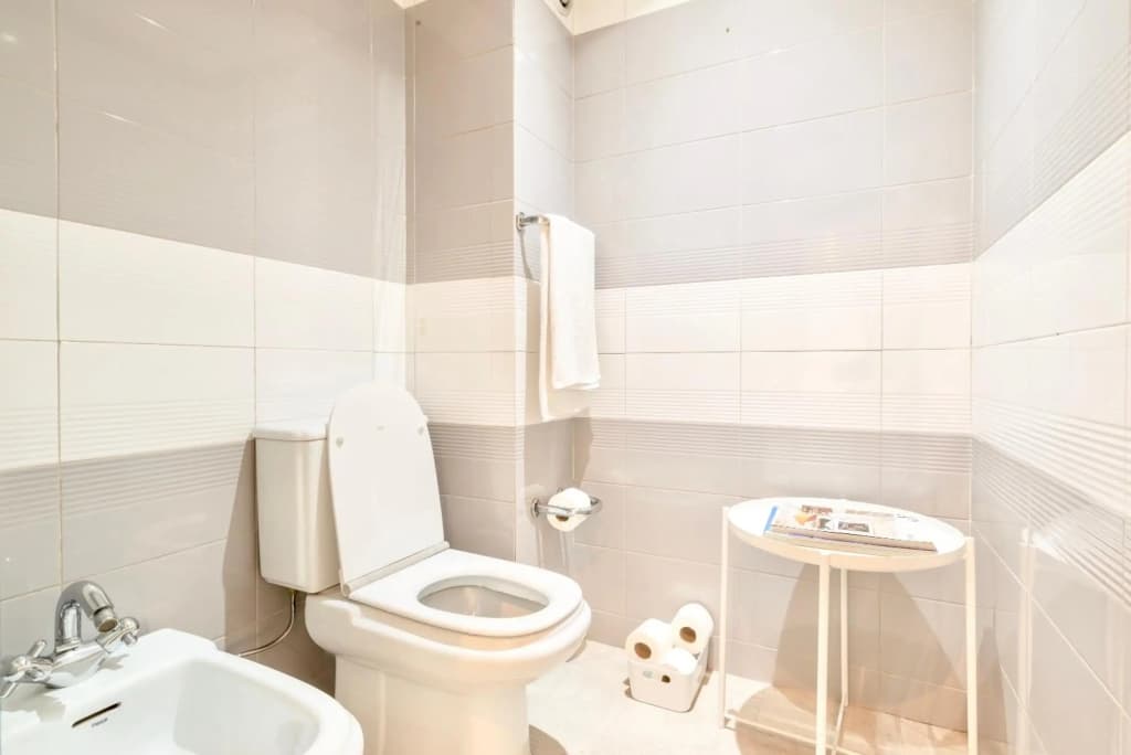 Swimming pool apartment with private parking - photo 4