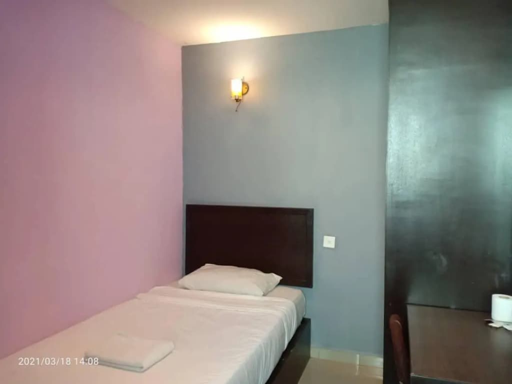 BB Motel - photo 1