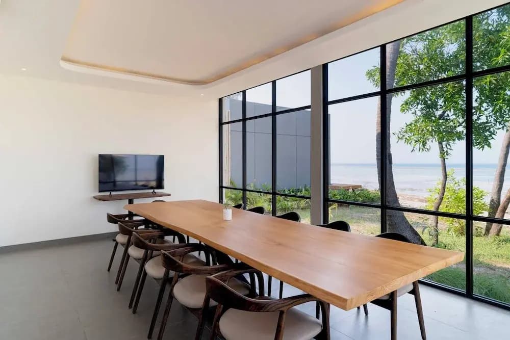 Nirva Ocean House - photo 22