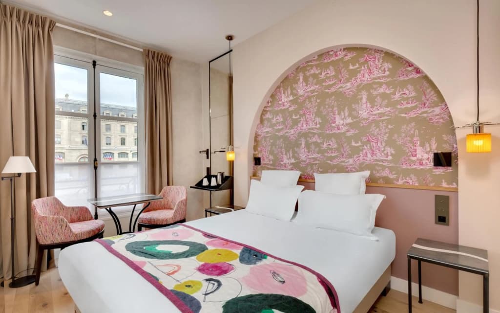 Hotel Les Rives De Notre Dame - photo 2