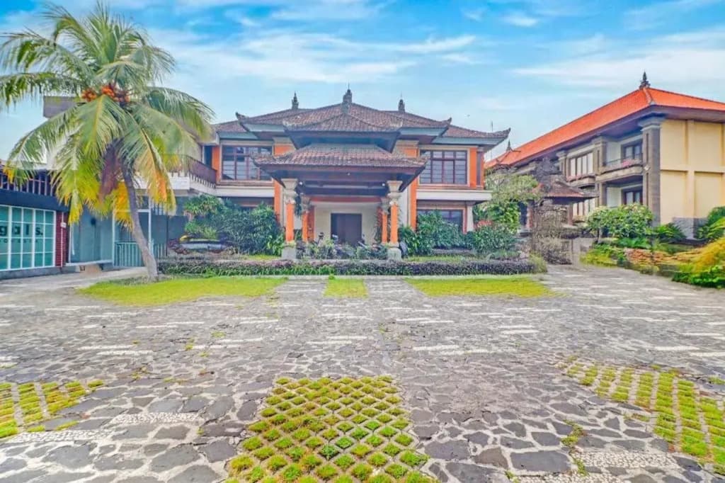 Collection O Bali near Sanur Beach formerly Akarsa Transit - photo 9