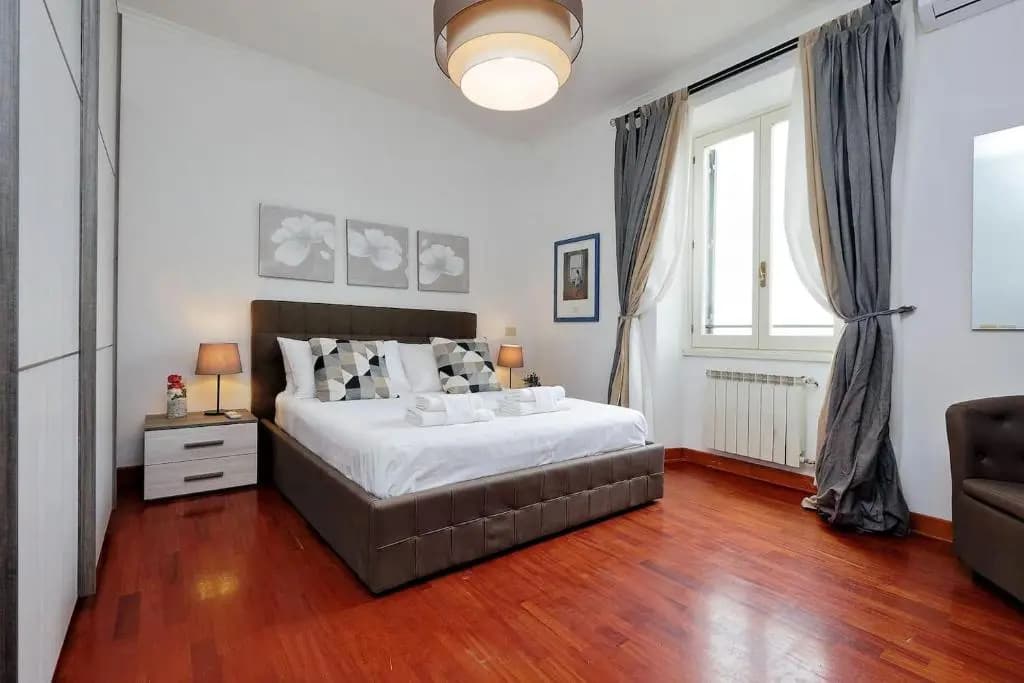 Colosseo Sunset Apartment - photo 4