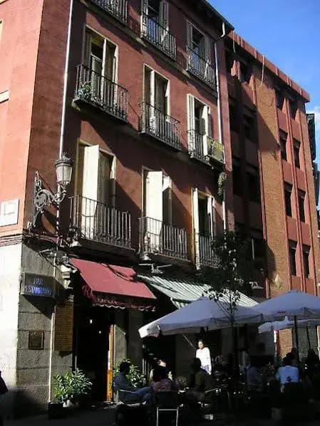 Hostal Mairu - photo 1