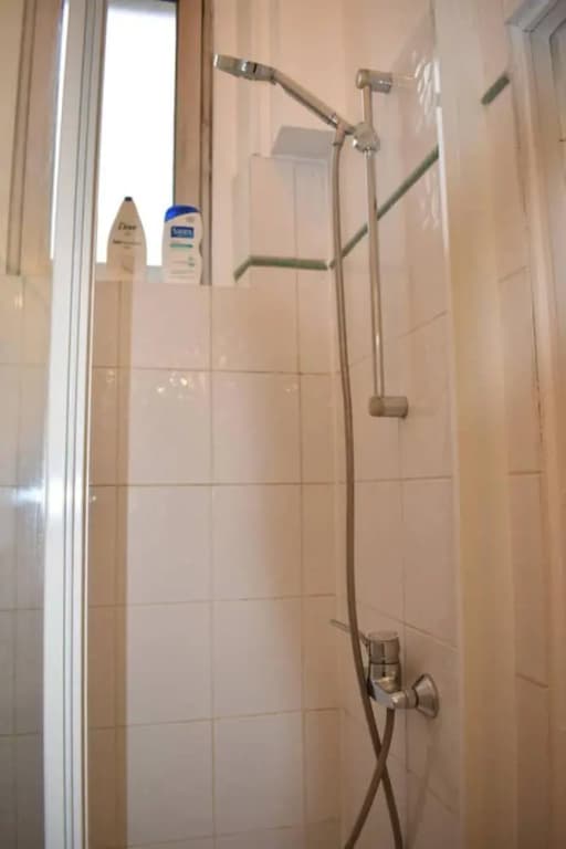 Parisian Apartment In Prime Location - photo 8