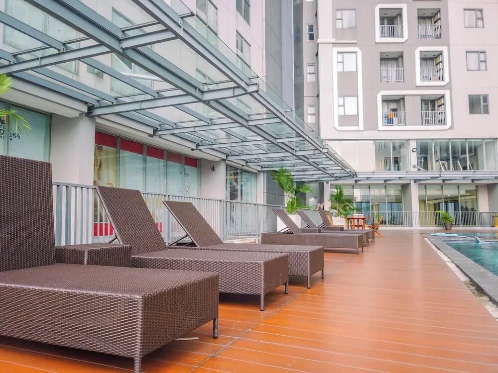 Homey and Modern 2BR Apartment at Royal Olive Residence - photo 15