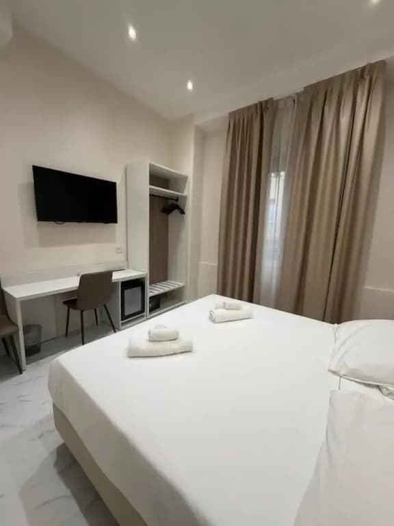 Hotel Margot - photo 15