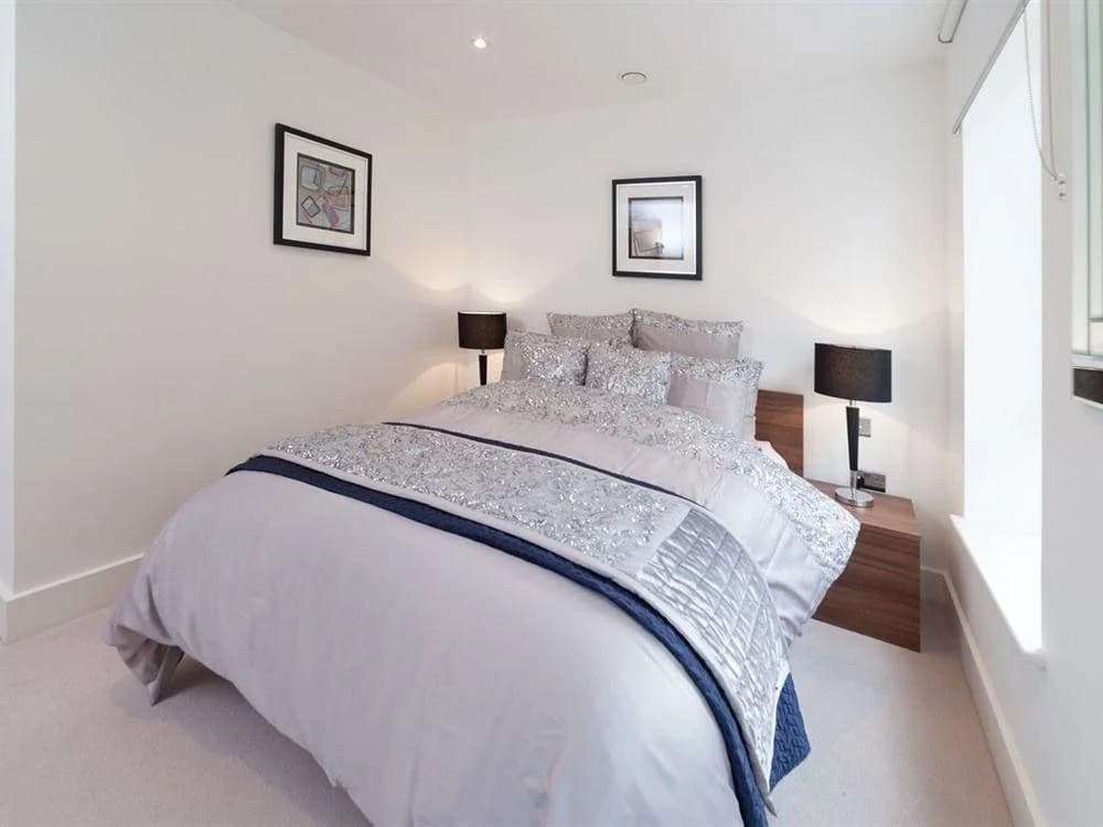 Premier Tower Bridge Apartment - photo 4