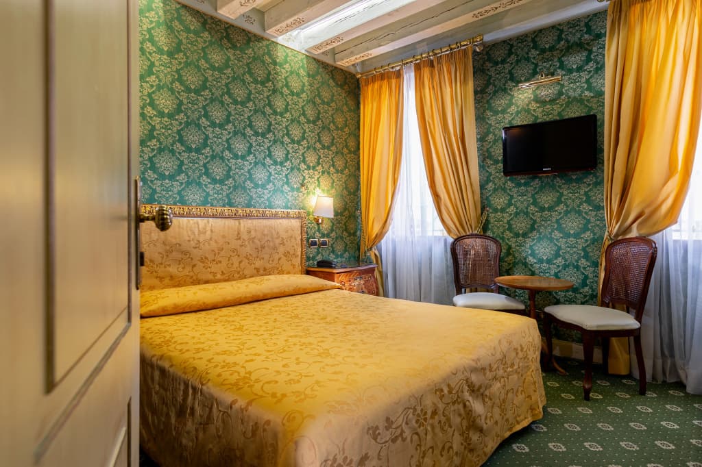 Hotel Santa Marina - photo 4