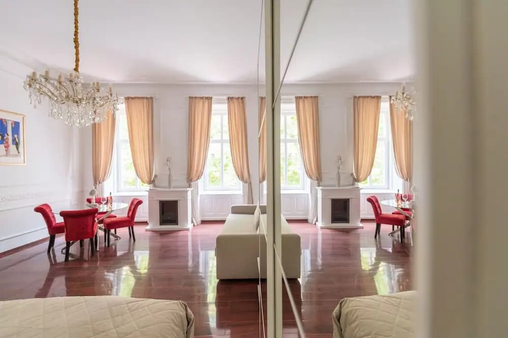 Music Academy Suite Café Vian Apartman Kft - photo 5