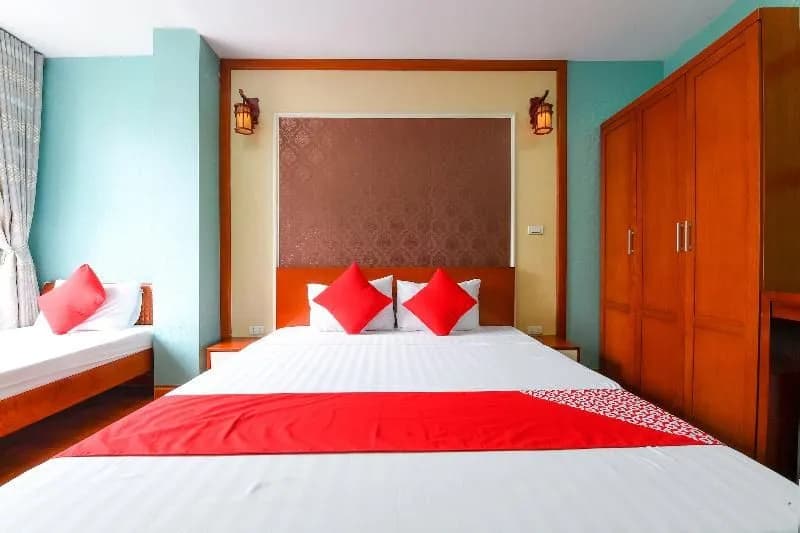 OYO 241 Hp Home Hotel - photo 3