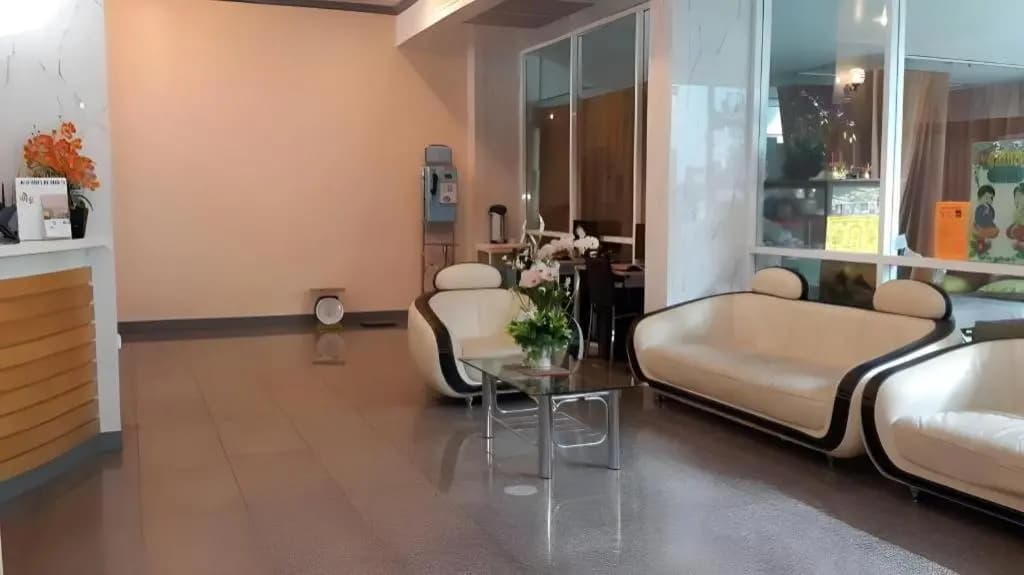 J Two S Pratunam Hotel (SHA Certified) - photo 33