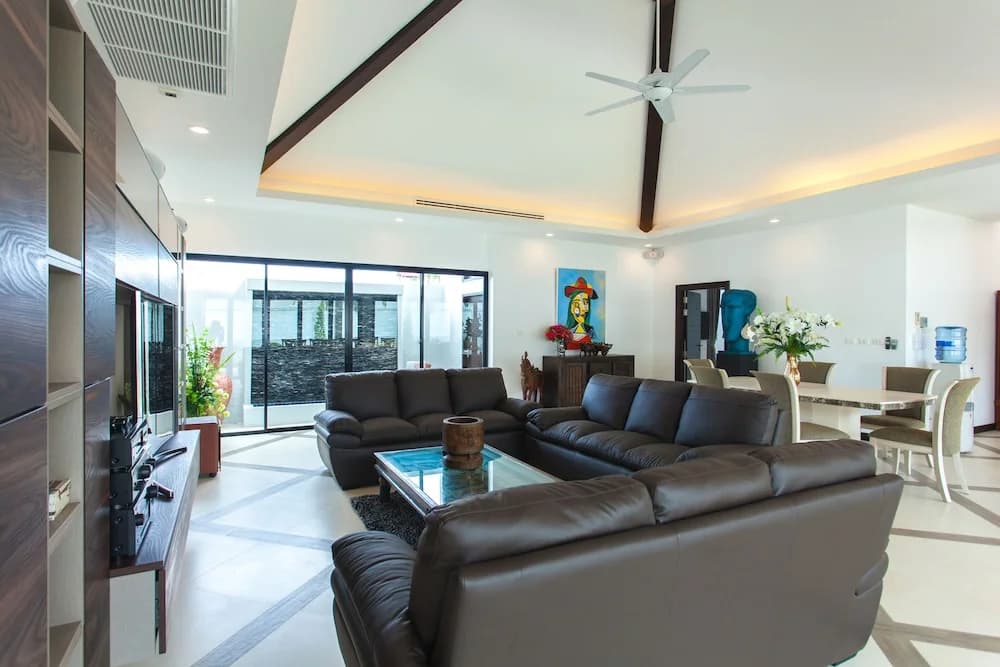 Celine Villa - main photo