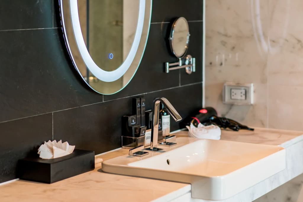 Glam Habitat Hotel - photo 10