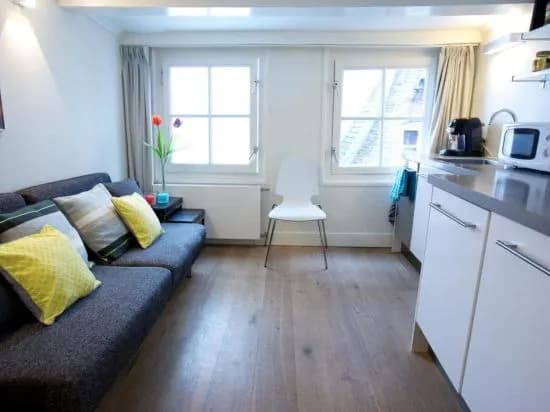 Sweet Life Centre Area Apartment - photo 10