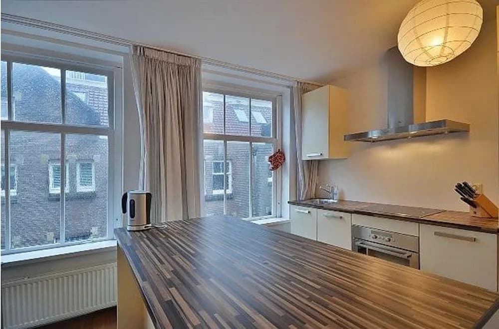 Leidse Square Nightlife Apartment - photo 18