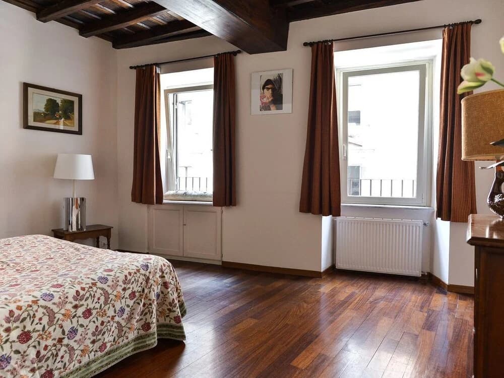 Spanish Steps Apartment - main photo