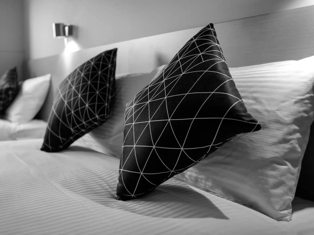 Nightcap at St Albans Hotel - photo 2