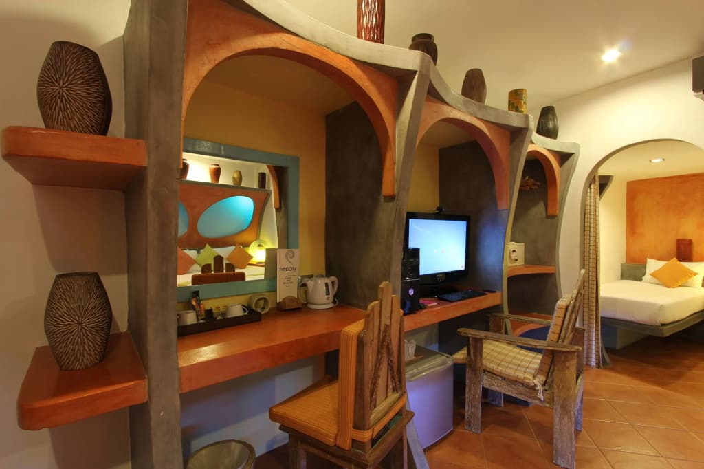 Pandora Lifestyle Hotel - photo 3