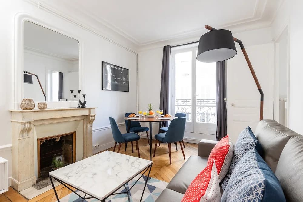 River Seine - Quartier Latin Apartment - photo 4