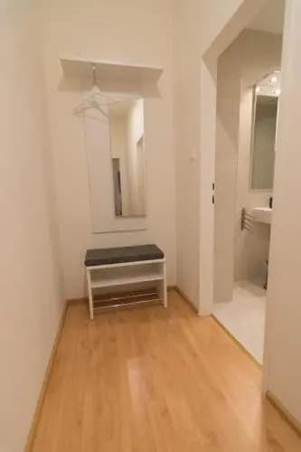 Modern Apartment at Rathaus - photo 6