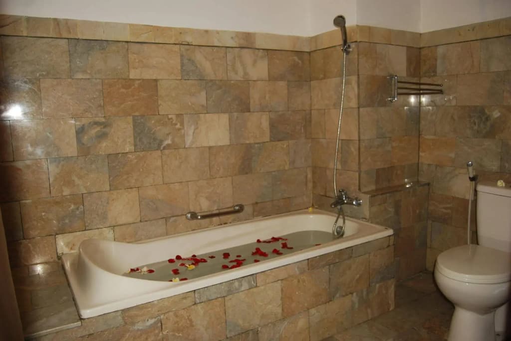 Saren Indah Hotel - photo 9