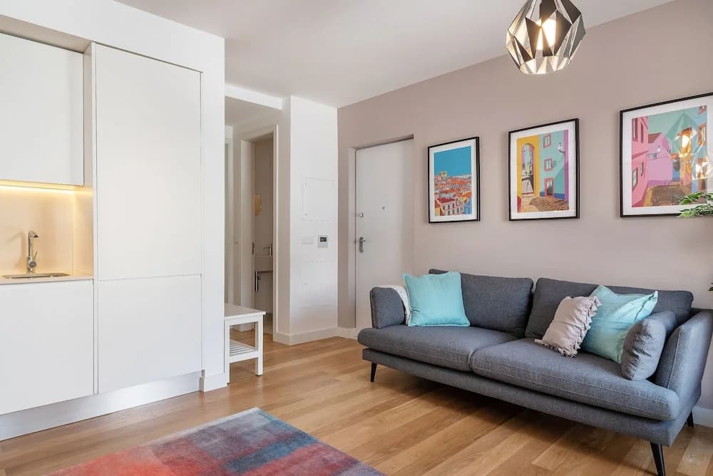 Portuguese Modern Style Flat - photo 4