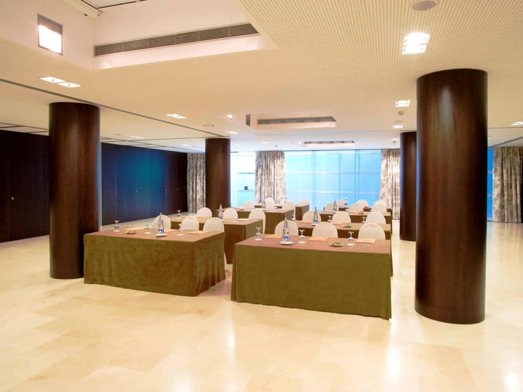 NH Sants Barcelona  - photo 2