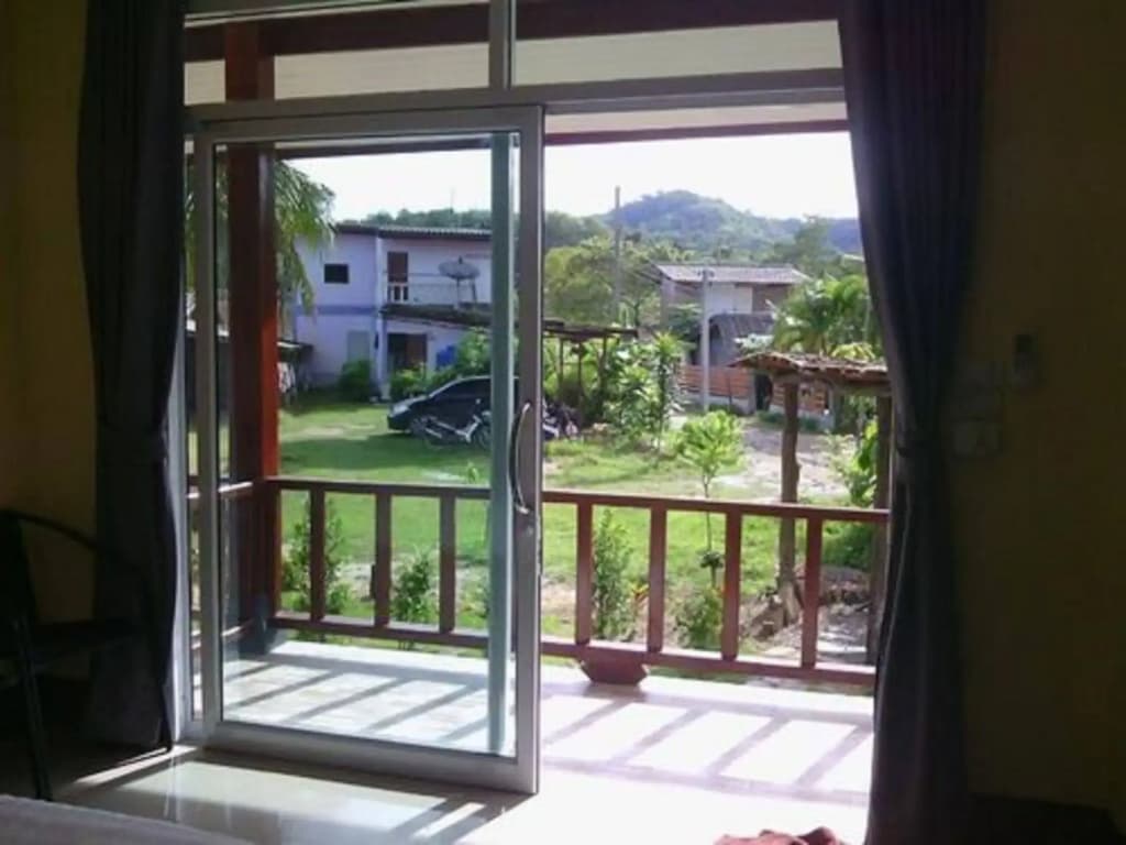 Sunanta Bungalow - photo 7
