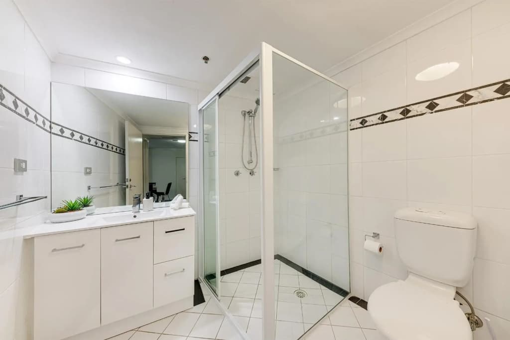 KOZYGURU Sydney CBD Best Location 1 Bed APT NHA317-502A - photo 5