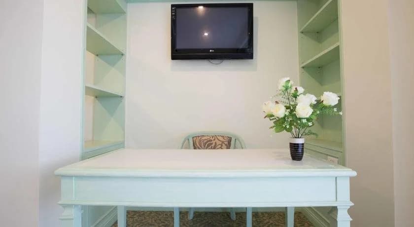 The Brilliant Palace - photo 2