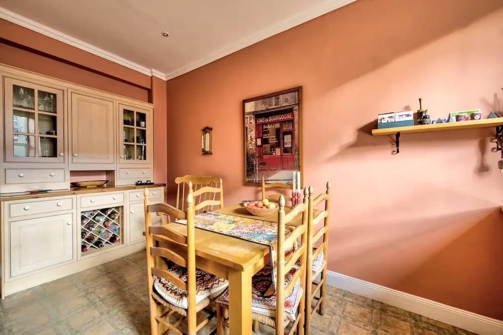Beautiful 1 Bedroom City Centre Apartment - photo 13