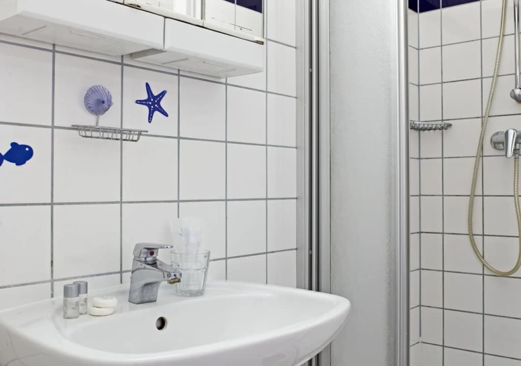 Strawberry Summer Hostel Mittelgasse - photo 4