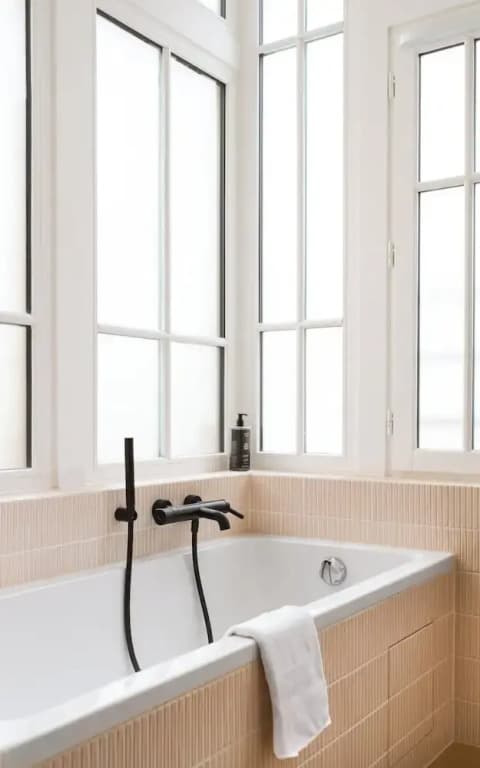 Limehome Paris Montmartre - photo 16