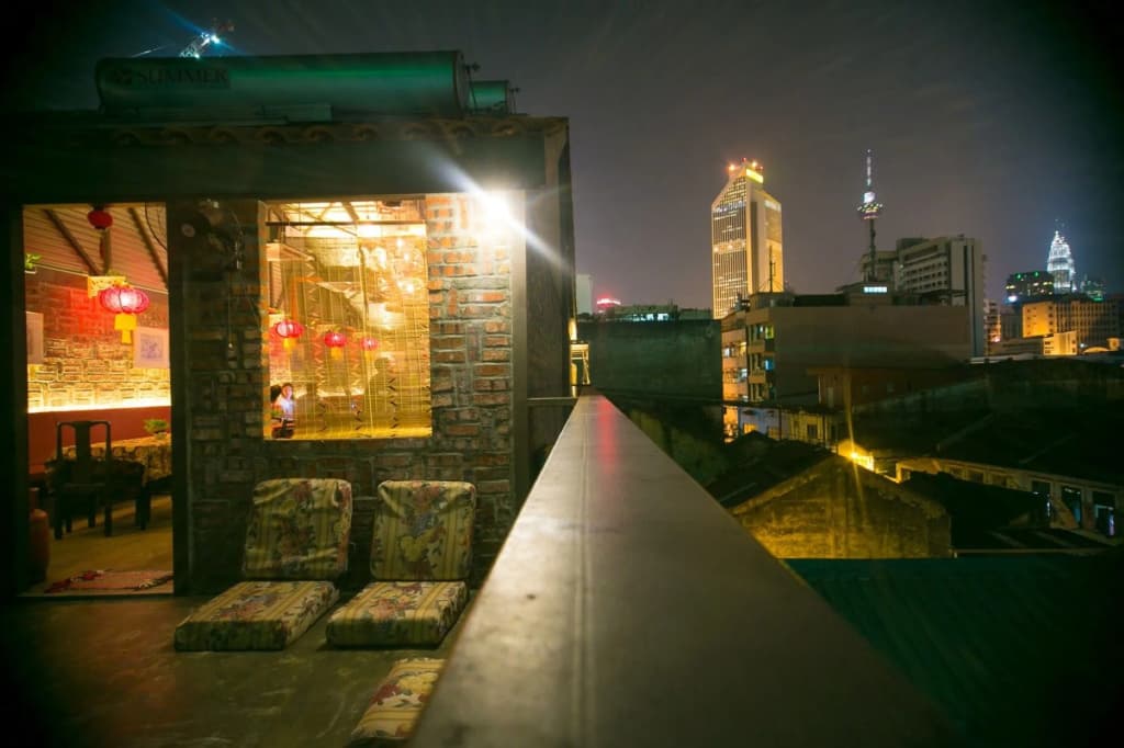 The Travel Hub Guesthouse - photo 14