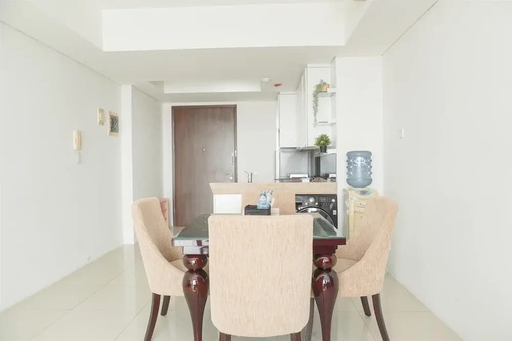 Cozy 2Br At Kemang Village Apartment - photo 4