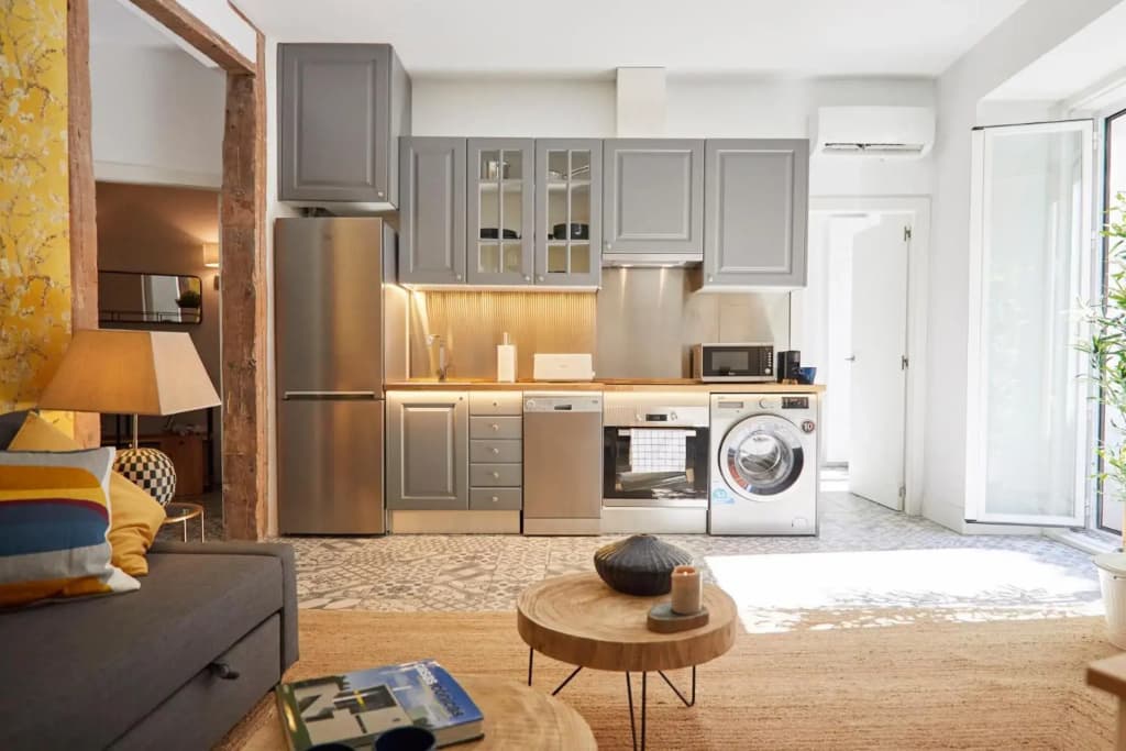 LEEWAYS APARTMENT in FE - photo 1